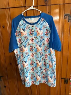 Enchanted Dress Shop Disney Cruise Line Raglan Tee Size Large Men’s